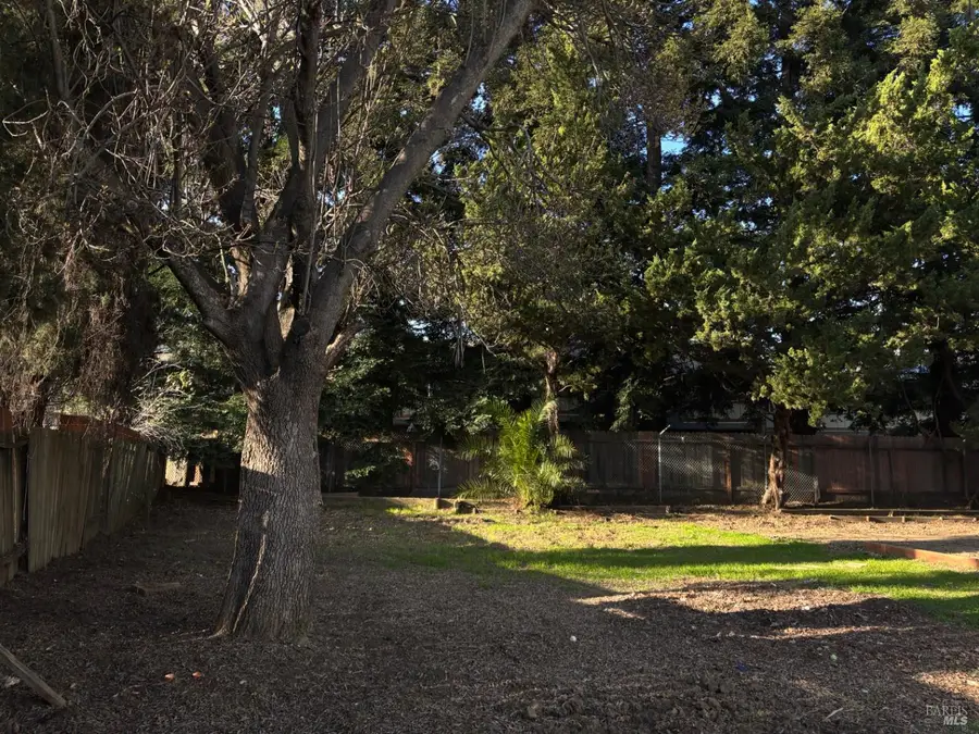 107 Cavan Court, Vacaville, CA 95687 - Image #2