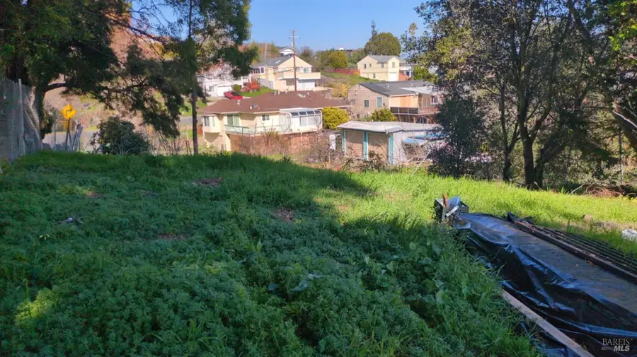 677 Renfrew Road, El Sobrante, CA 94803 - #2