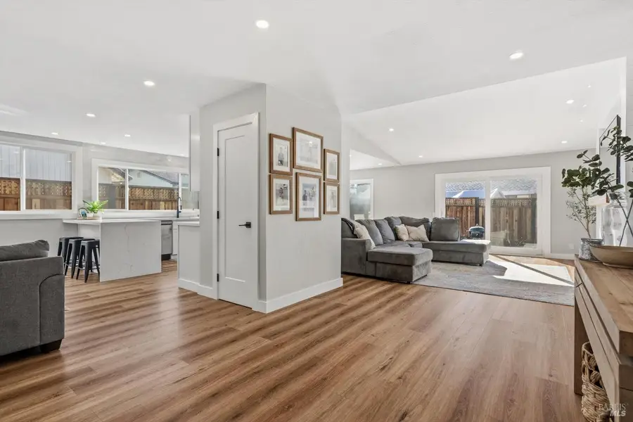 4472 Hollingsworth Circle, Rohnert Park, CA 94928 - Image #3