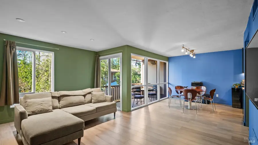 98 Forest Lane, San Rafael, CA 94903 - Image #2