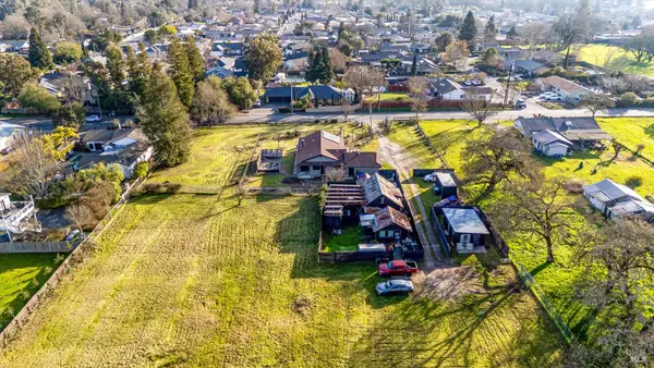 985 Gumview Road, Windsor, CA 95492