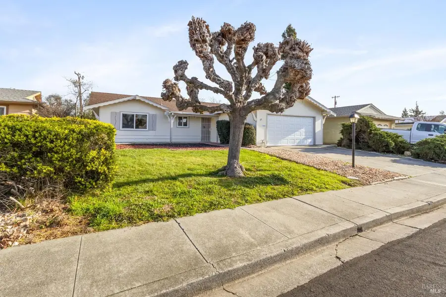 115 Isle Royale Circle, Vacaville, CA 95687 - #2