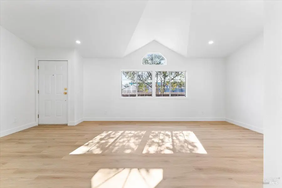 8145 Willow Street, Windsor, CA 95492 - #3