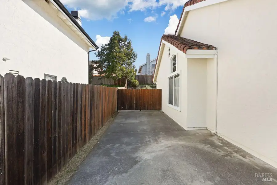 517 Britannia Drive, Vallejo, CA 94591 - Image #3