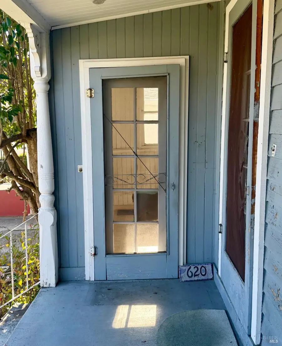 618 E Street, Petaluma, CA 94952 - Image #3