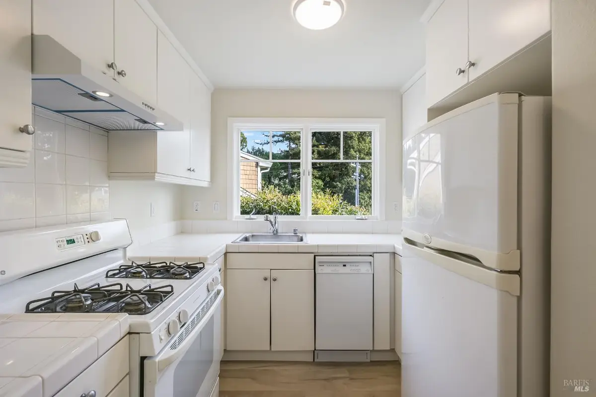 42 Neds Way, Belvedere Tiburon, CA 94920 - Image #1