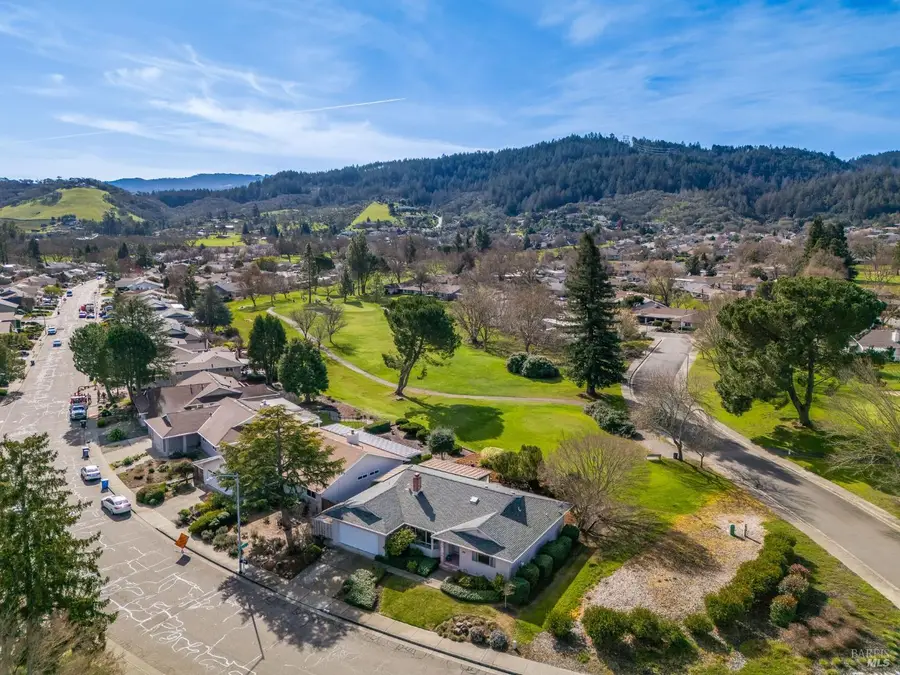 8891 Oakmont Drive, Santa Rosa, CA 95409 - Image #2