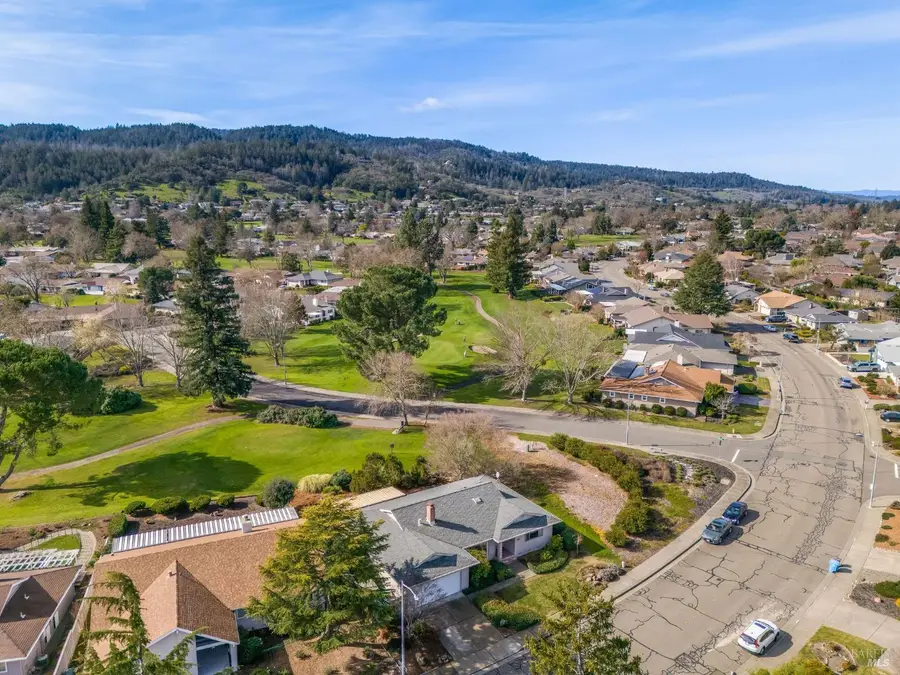 8891 Oakmont Drive, Santa Rosa, CA 95409 - Image #3