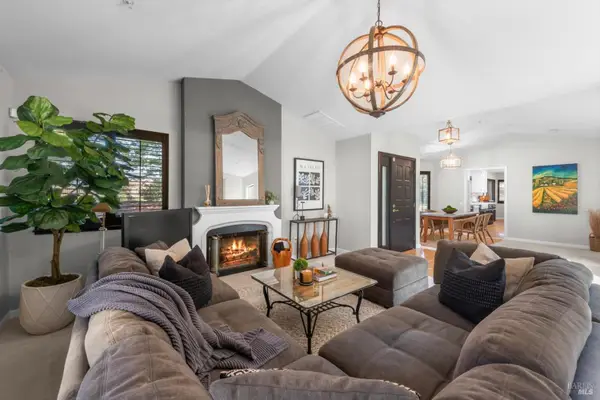 69 Fountain Grove Circle, Napa, CA 94558