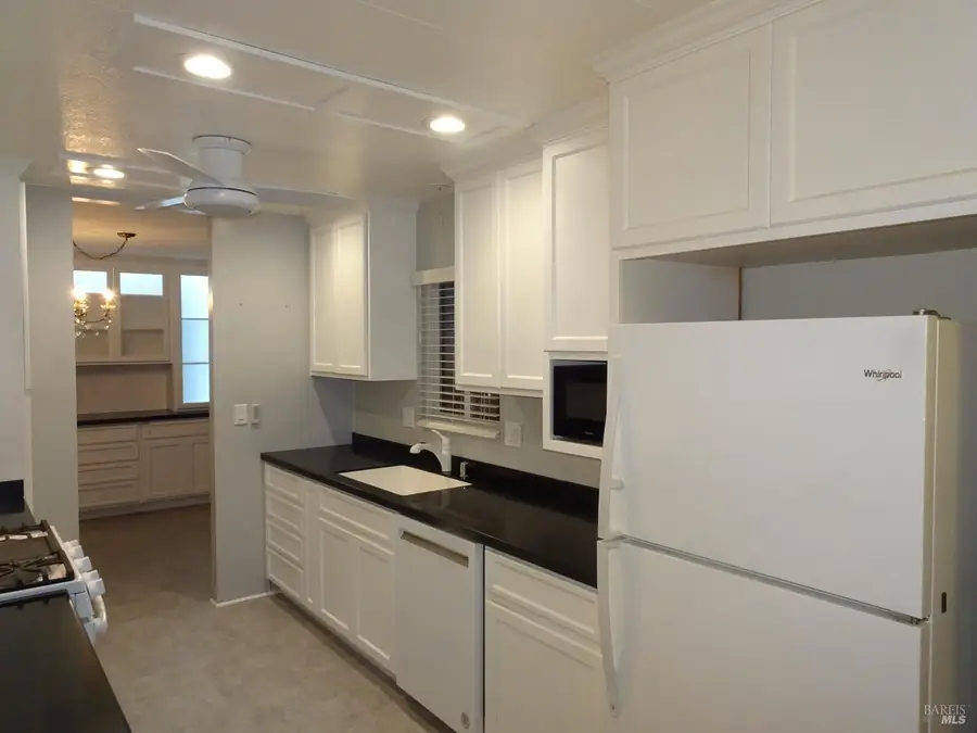 102 Royal Oak Court, Fairfield, CA 94533 - #2