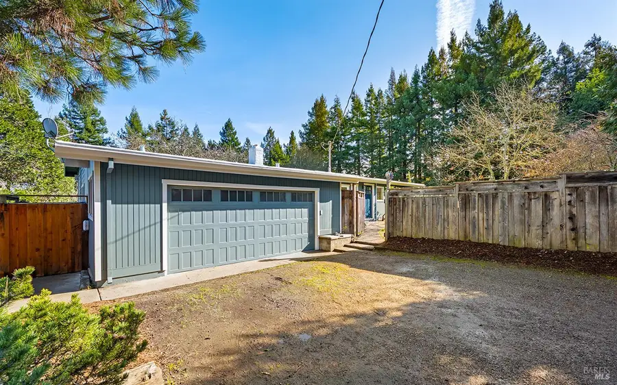 1417 Deer Lane, Sebastopol, CA 95472 - Image #2