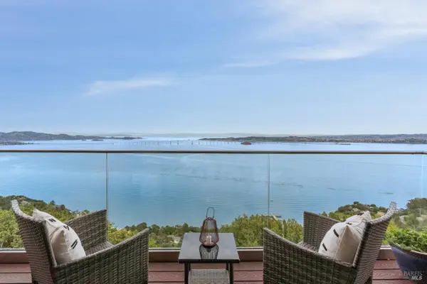 132 Sugarloaf Drive, Tiburon, CA 94920