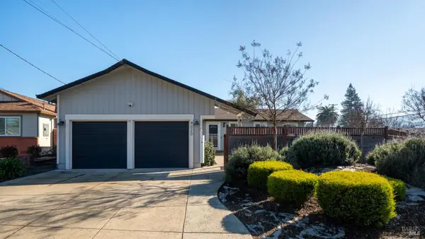 4020 Sacramento Avenue, Santa Rosa, CA 95405