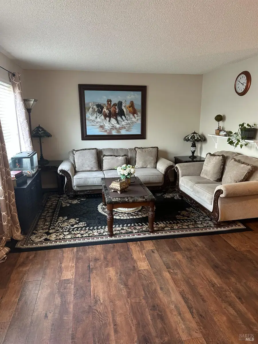 142 Del Rio Circle #2, Vacaville, CA 95687 - Image #3