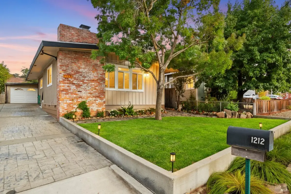 1212 East Avenue, Napa, CA 94558 - Image #1
