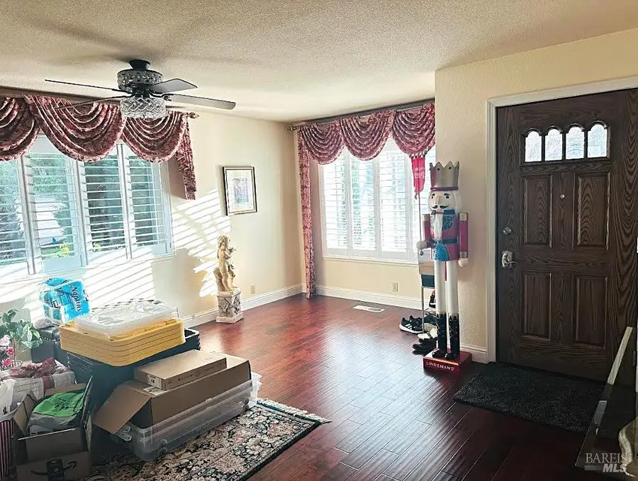 32 Romine Way, Vallejo, CA 94591 - #2