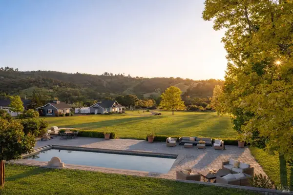 416 Royal Meadows Court, Santa Rosa, CA 95404