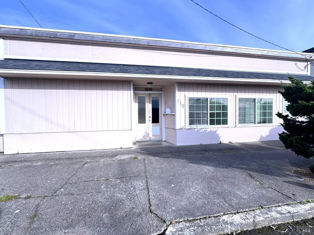 210 S Mcpherson Street, Fort Bragg, CA 95437 - Image #1