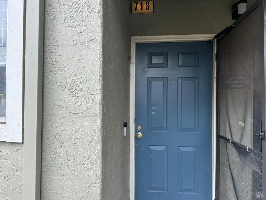 718 Santa Alicia Drive, Rohnert Park, CA 94928 - Image #2