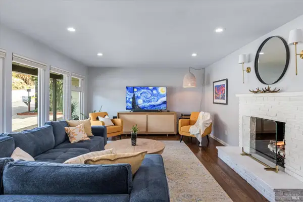 3990 Fairway Avenue, Oakland, CA 94605