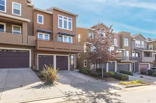 417 Jacquelyn Lane, Petaluma, CA 94952