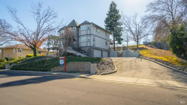 220 Hidden Valley Lane, Vacaville, CA 95688