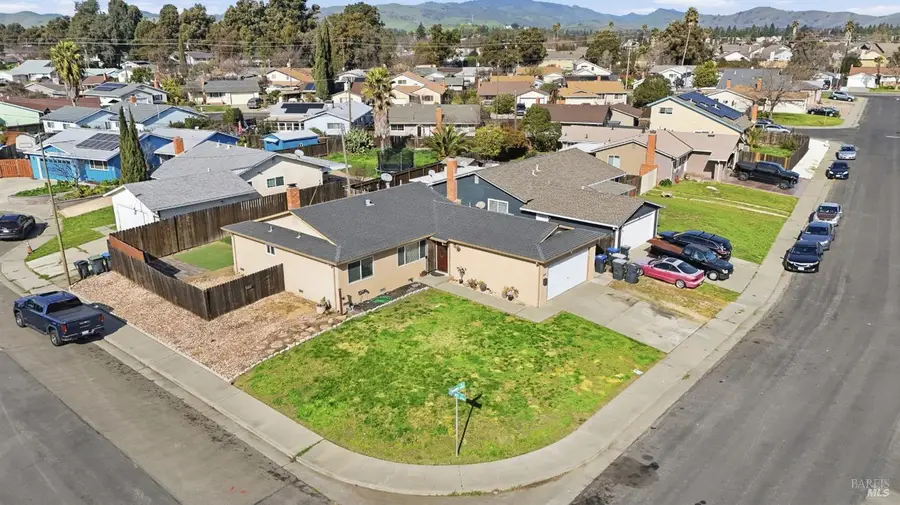 2049 Swan Way, Fairfield, CA 94533 - #2