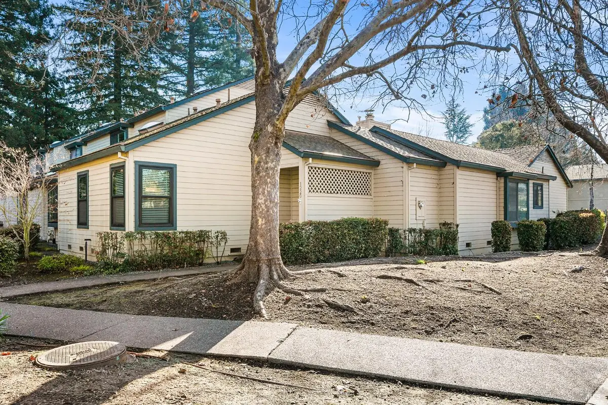 1220 North Street, Santa Rosa, CA 95404 - Image #1
