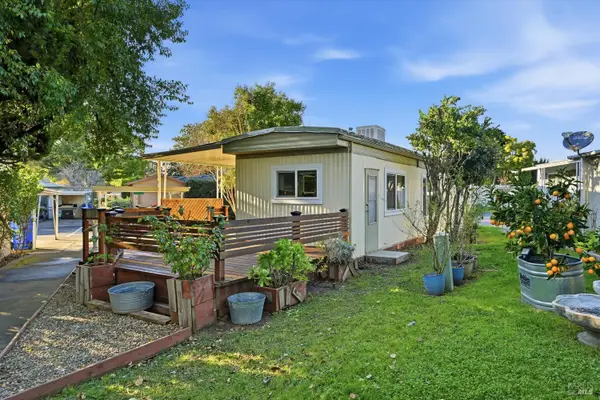 105 Paseo Palencia, Sonoma, CA 95476