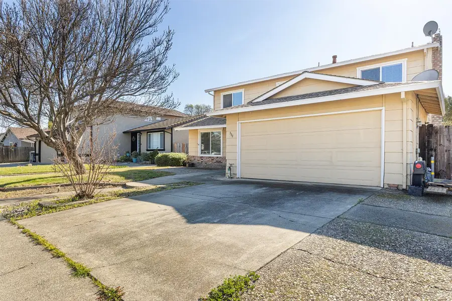 380 Claridge Court, Vacaville, CA 95687 - #3