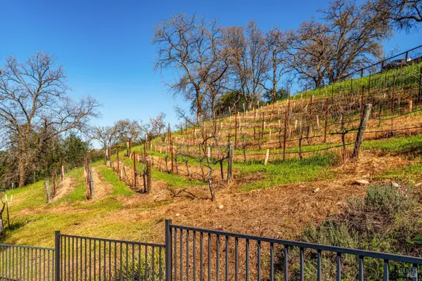 6812 Gibson Canyon Road, Vacaville, CA 95688