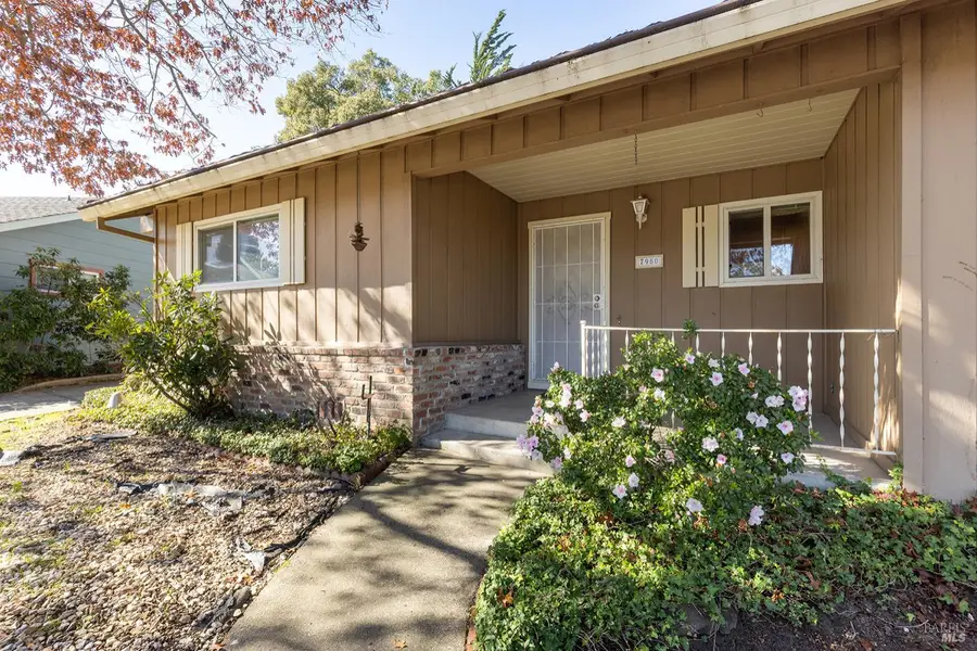 7950 Viola Court, Sebastopol, CA 95472 - #2