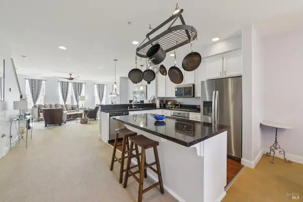 125 Johnson Street, Windsor, CA 95492