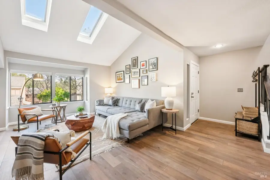 72 Flicker Drive, Novato, CA 94949 - #3