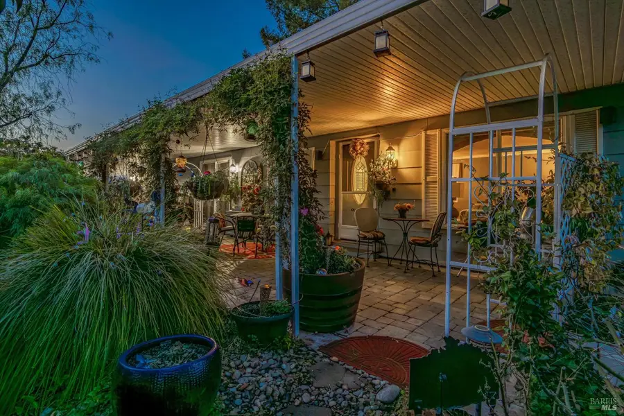 98 Sequoia Circle, Santa Rosa, CA 95401 - #3