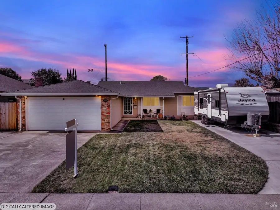 307 Trinity Drive, Vacaville, CA 95687 - #2