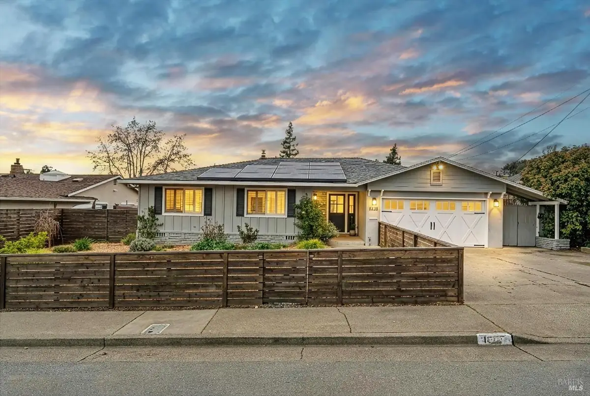 1021 Mcnear Avenue, Petaluma, CA 94952 - #1