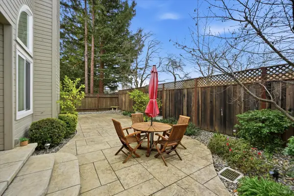 29 Valley West Circle, Napa, CA 94558