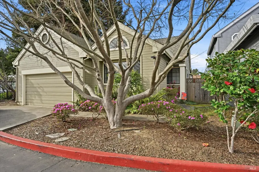 29 Valley West Circle, Napa, CA 94558 - #2