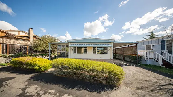 148 Oakwood Drive, Petaluma, CA 94954