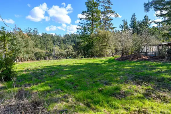 1120 W Sexton Road, Sebastopol, CA 95472