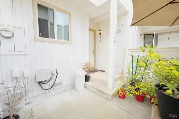 2607 Westberry Drive, Santa Rosa, CA 95403