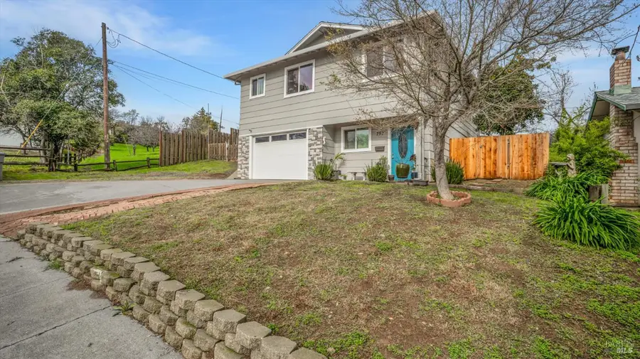 757 Wesley Avenue, Vacaville, CA 95688 - #2