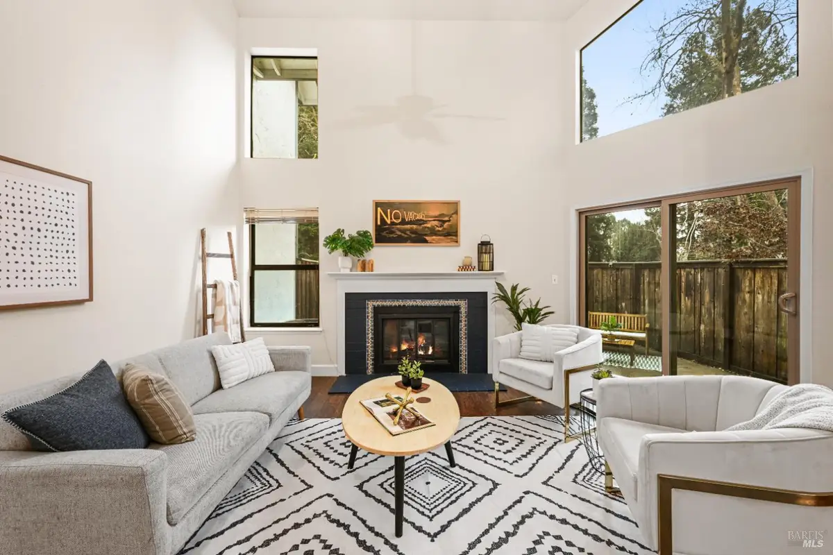 2403 Marylyn Circle, Petaluma, CA 94954 - #1