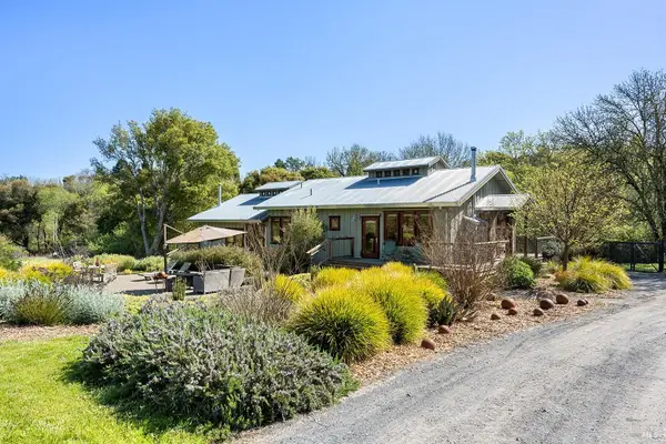 2485 Sanders Road, Sebastopol, CA 95472