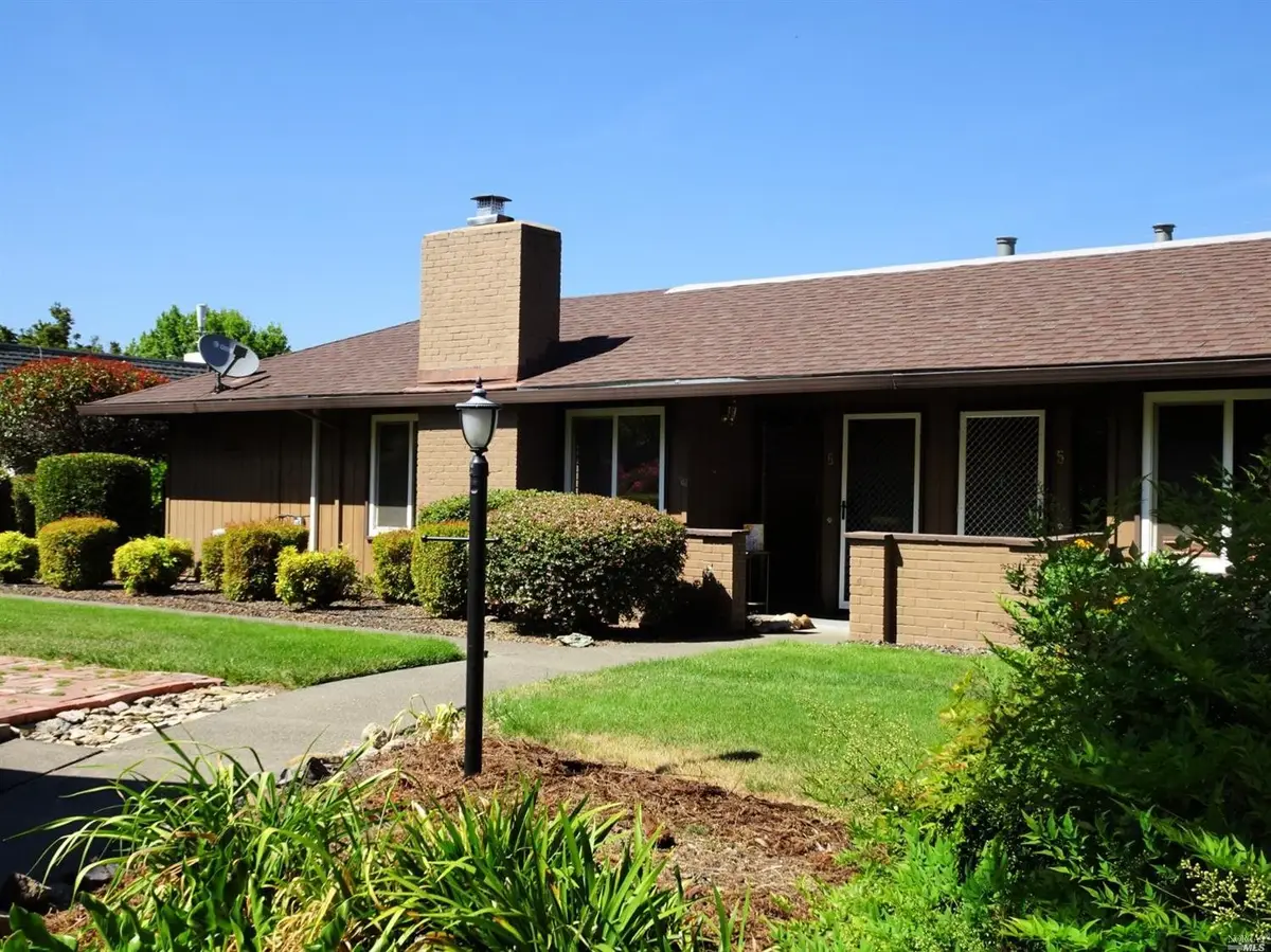 6 Woodgreen Street, Santa Rosa, CA 95409 - #1