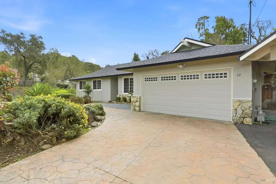 12 Angelica Court, Novato, CA 94947 - #3