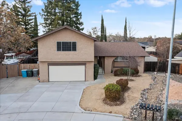 448 Corte Lagos Court, Vacaville, CA 95688