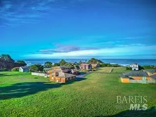 14250 Polaris Circle, Mendocino, CA 95460