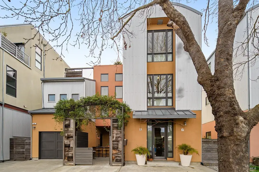 105 G Street, Petaluma, CA 94952 - #2